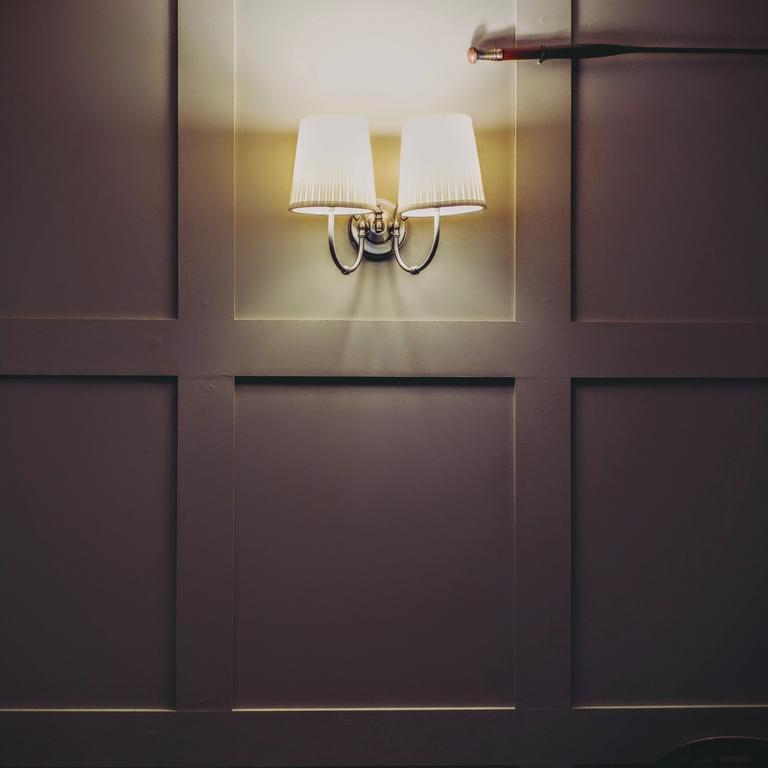 Отель Hambro Arms Milton Abbas Экстерьер фото